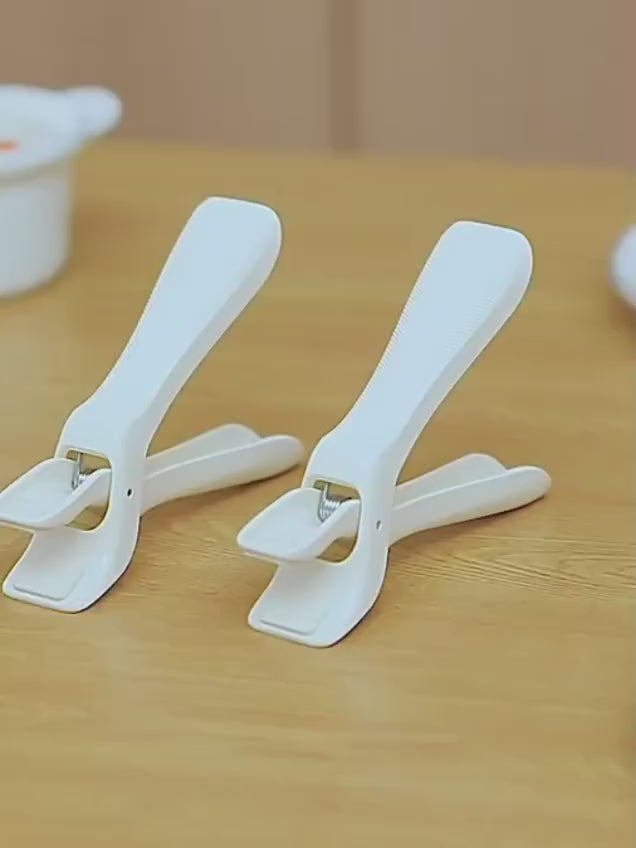 No More Burns - Anti-Slip Kitchen Plate & Bowl Gripper